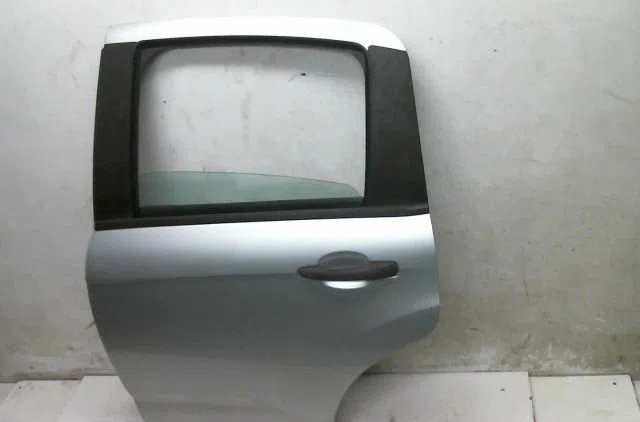 Porte arrière gauche Citroen C3 II (SC_) 1.4 hdi 70 (sc8hzc, sc8hr0, sc8hp4) (2009) 5 portes occasion