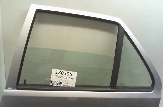 Porte arrière gauche Citroen SAXO (S0, S1) 1.4 vts (1996-2003) occasion
