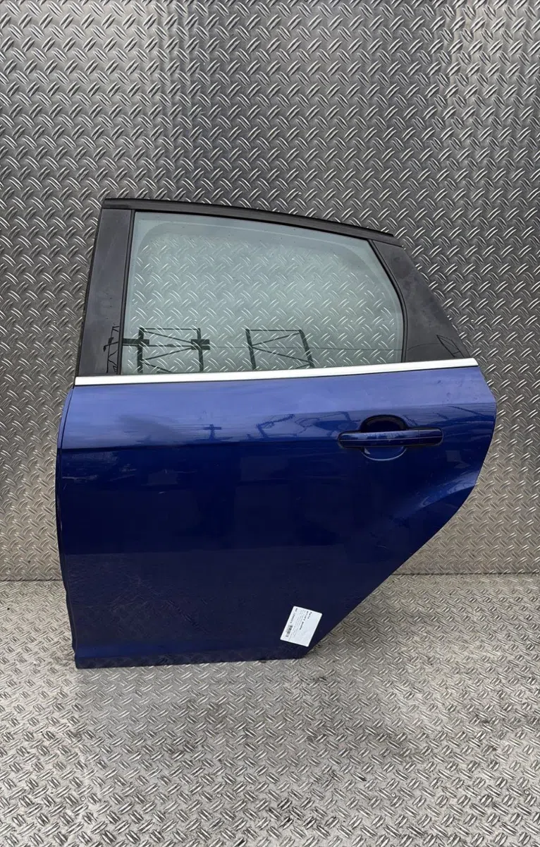 Porte arrière gauche Ford FOCUS III 1.0 ecoboost (2012-2017) occasion