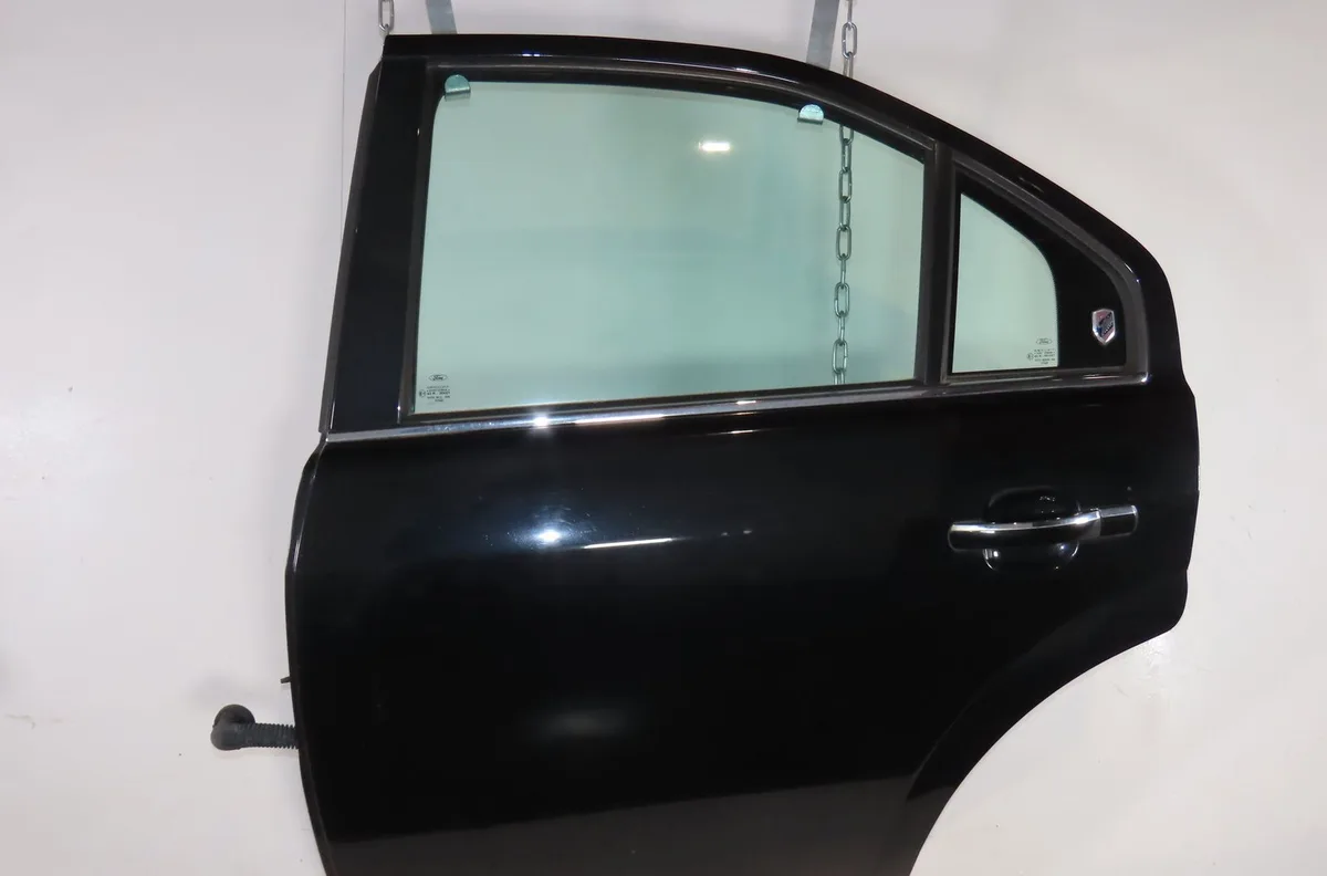 Porte arrière gauche Ford MONDEO III A trois volumes (B4Y) 2.0 16v tddi - tdci (2000-2007) occasion