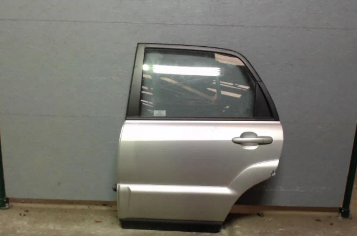 Porte arrière gauche KIA SPORTAGE 2 0 occasion