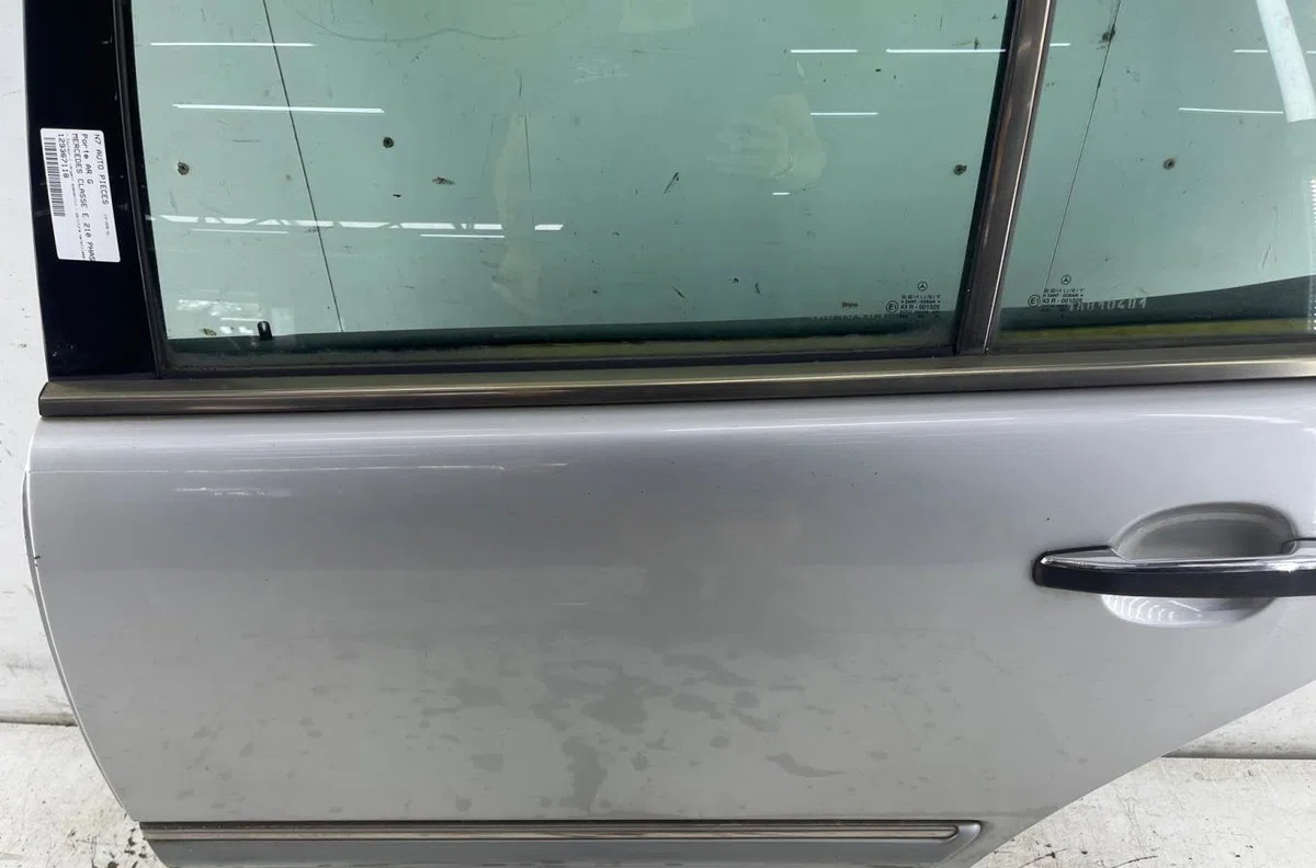 Porte arrière gauche MERCEDES CLASSE E 210 PHASE 1 occasion