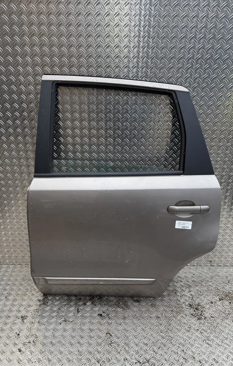 Porte arrière gauche Nissan NOTE (E11, NE11) 1.5 dci (2010-2012) occasion