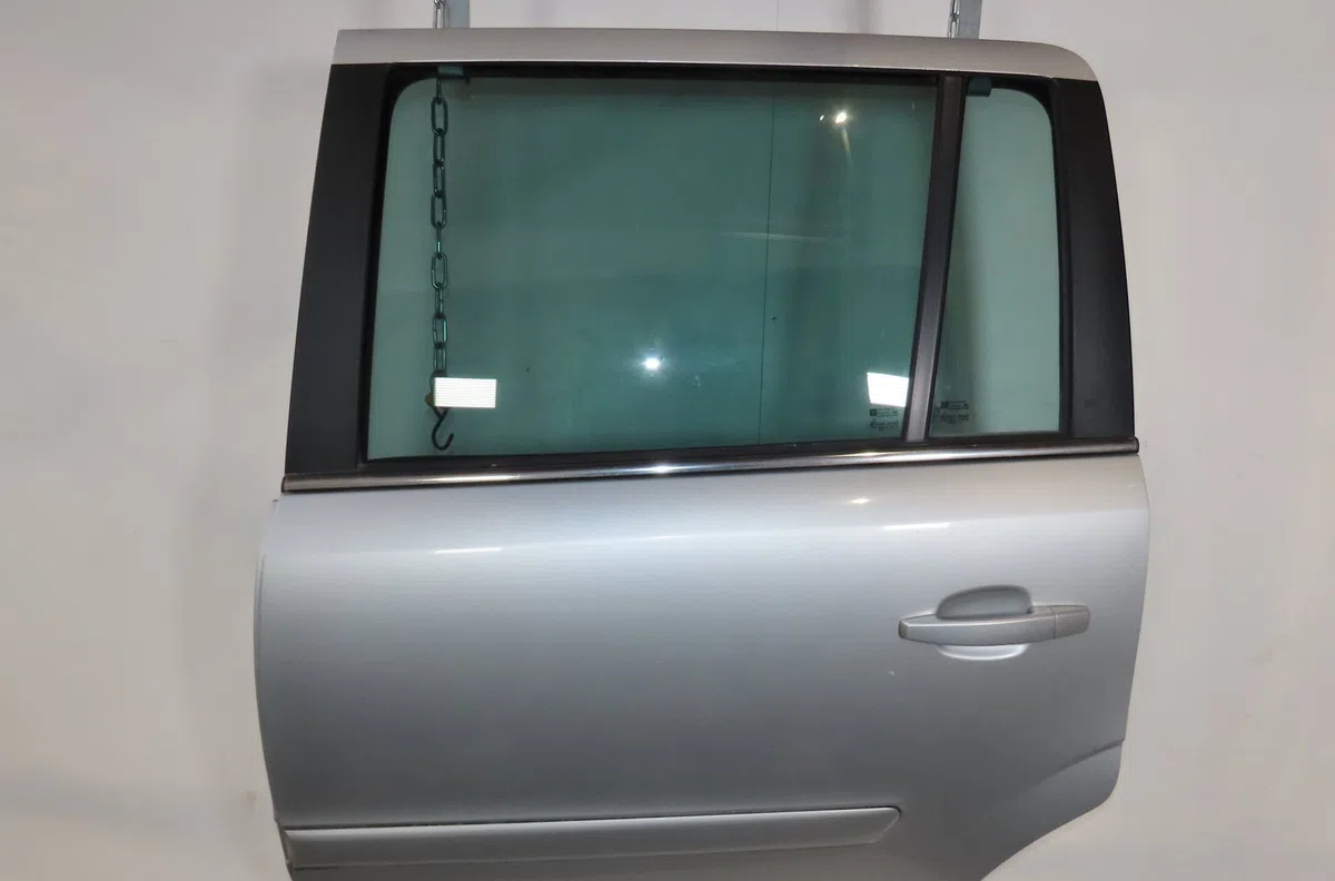 Porte arrière gauche Opel ZAFIRA - ZAFIRA FAMILY B (A05) 1.7 cdti (m75) (2008-2015) 5 portes occasion