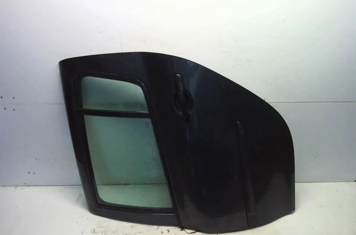 Porte arrière gauche Renault CLIO III (BR0-1, CR0-1) 1.5 dci (c-br0g, c-br1g) (2005-2012) 5 portes occasion