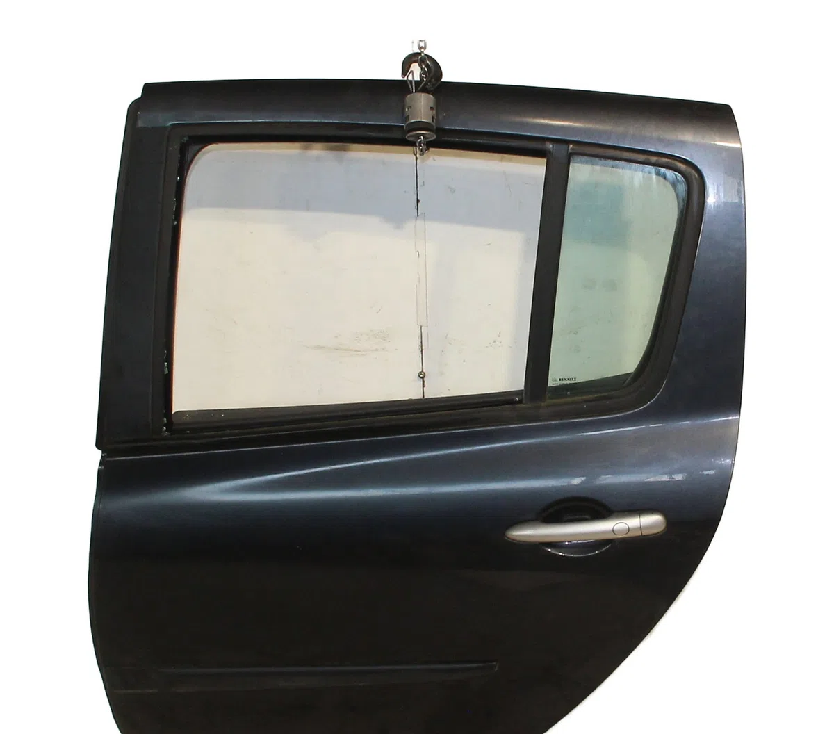 Porte arrière gauche Renault CLIO III (BR0-1, CR0-1) 1.6 16v (br05, br0b, br0y, br15, br1j, br1m, br1y, cr0b,... (2005-2