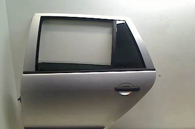Porte arrière gauche SKODA FABIA I 2003 occasion