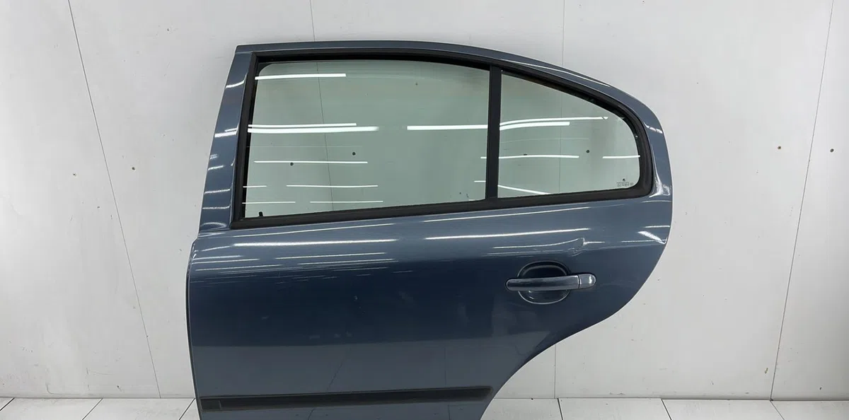 Porte arrière gauche SKODA OCTAVIA 1 PHASE 2 occasion