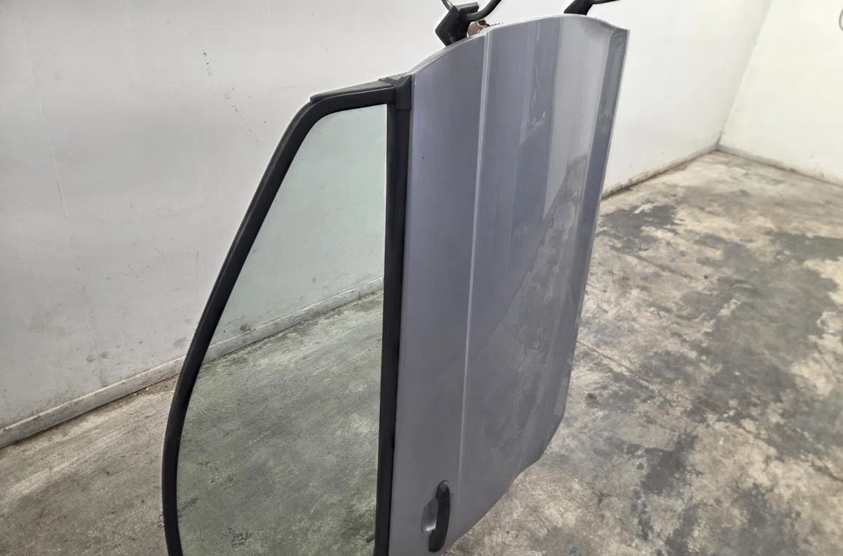 Porte avant droite AIXAM CITY QUADRICYCLE LEGER occasion