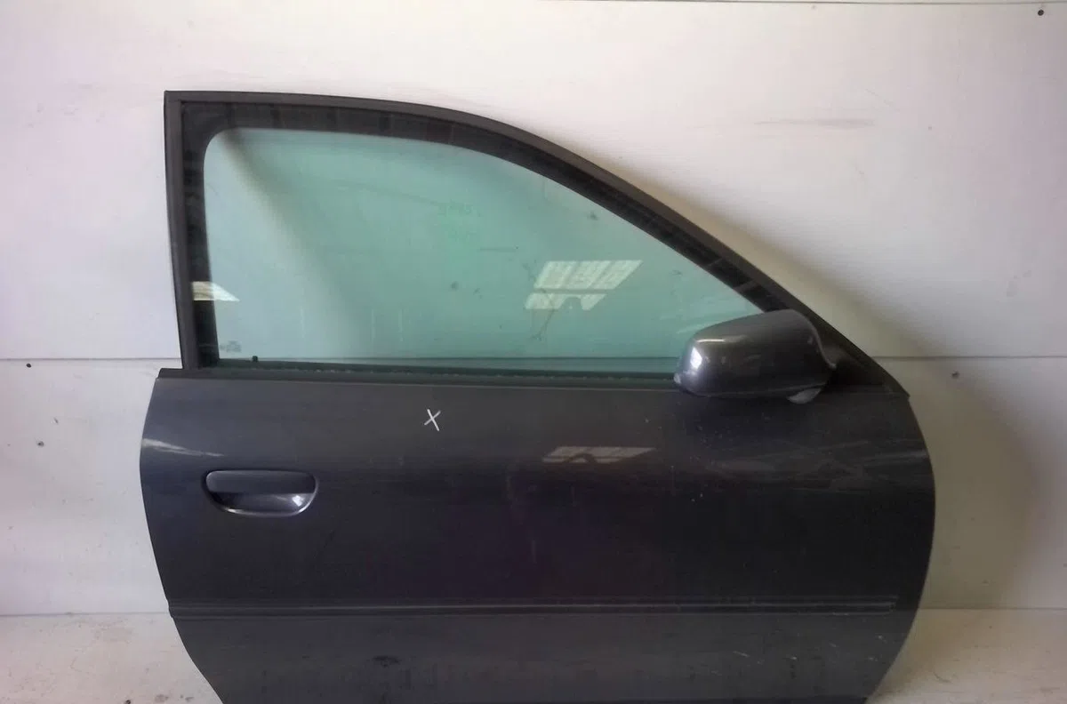 Porte avant droite Audi A3 (8L1) 1.9 tdi (1996-2001) occasion