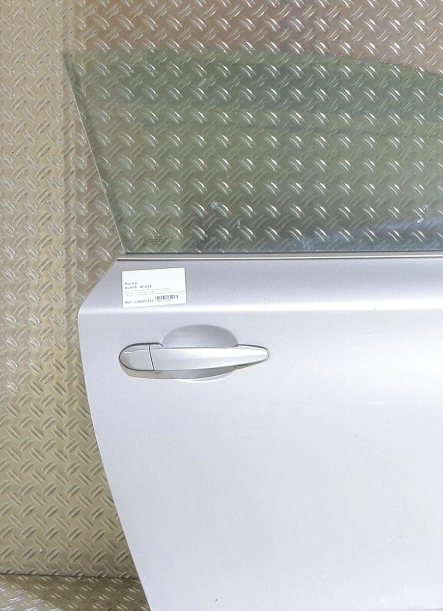 Porte avant droite BMW SERIE 1 E81 occasion