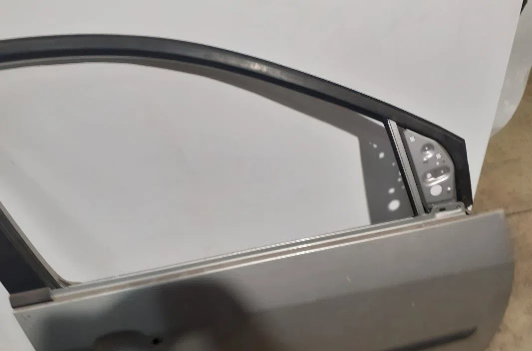 Porte avant droite FORD FIESTA 5 PHASE 2 occasion