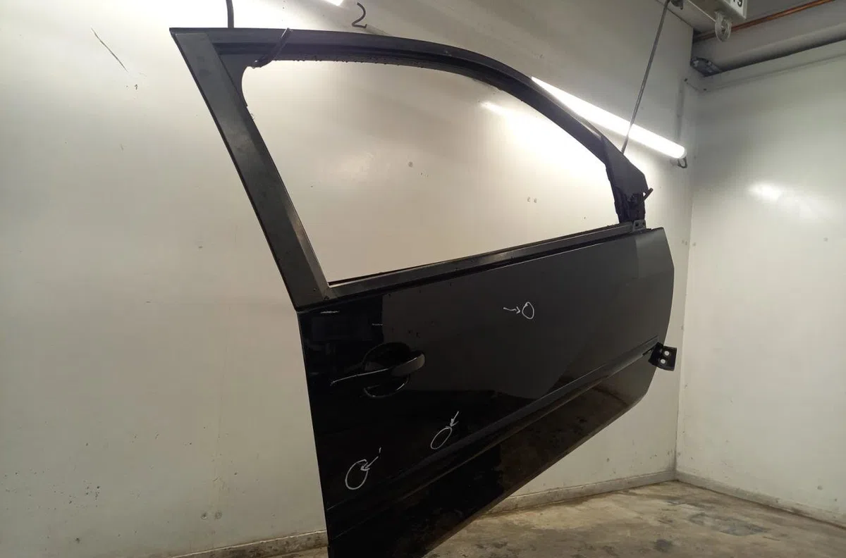 Porte avant droite FORD FIESTA 5 PHASE 2 occasion