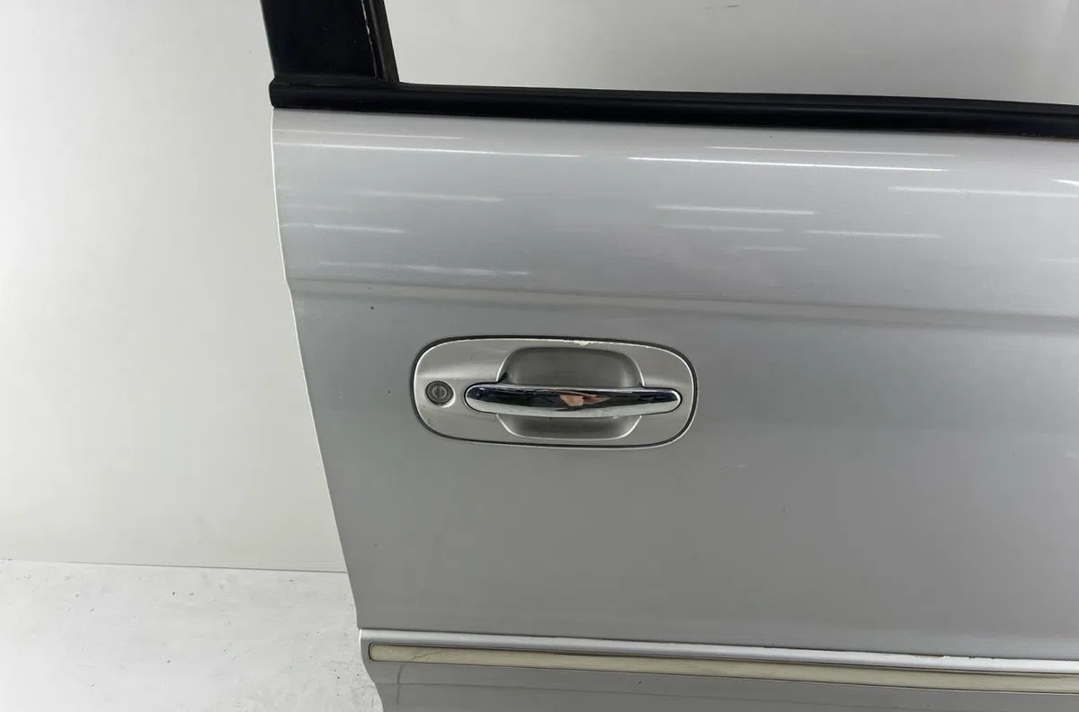 Porte avant droite HYUNDAI TRAJET occasion