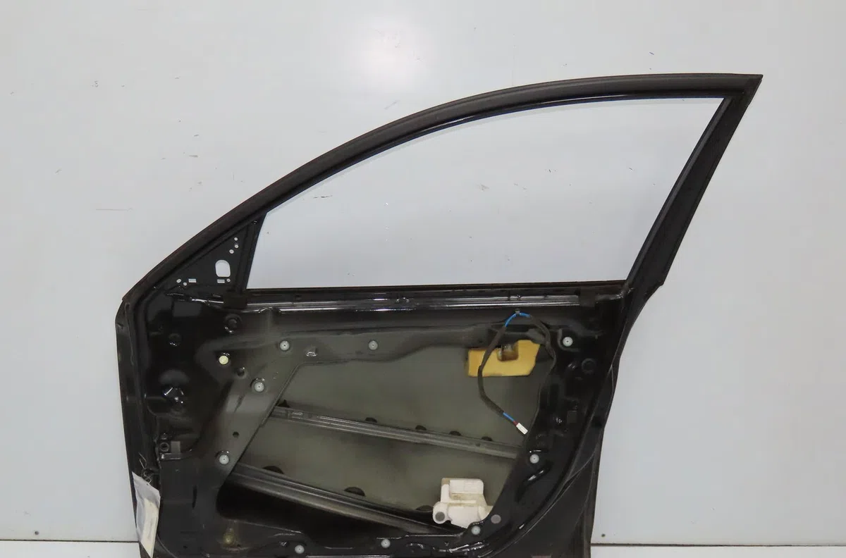 Porte avant droite Mazda 3 (BK) 2.0 (bkep) (2003-2009) occasion