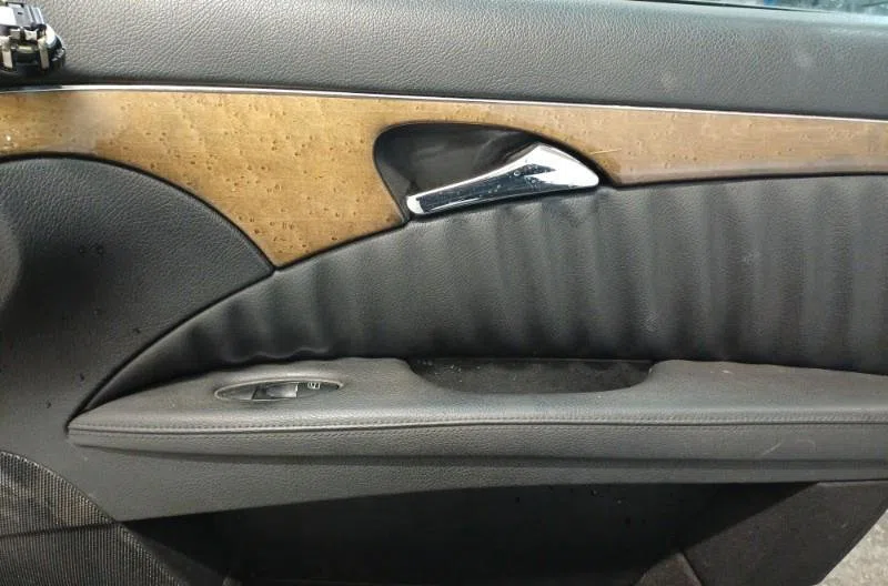 Porte avant droite MERCEDES CLASSE E 211 PHASE 2 BREAK occasion
