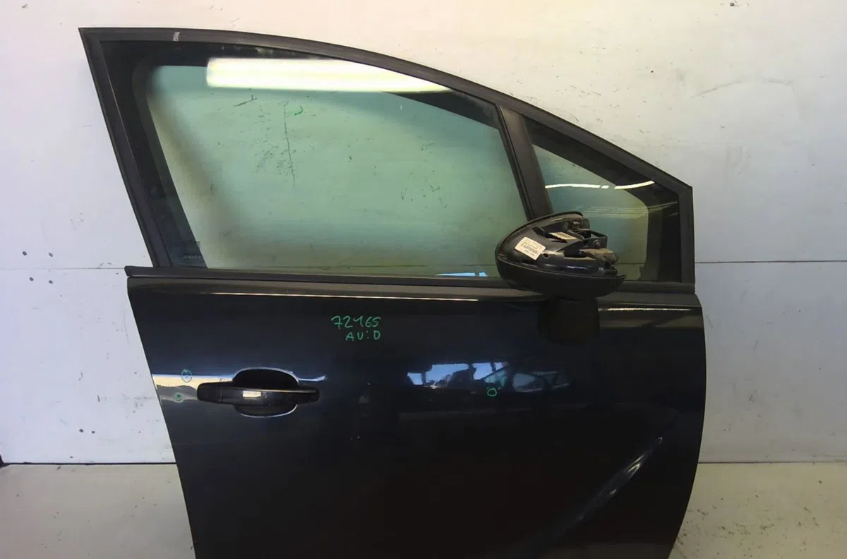 Porte avant droite Opel MERIVA B Monospace (S10) 1.7 cdti (75) (2010-2017) occasion