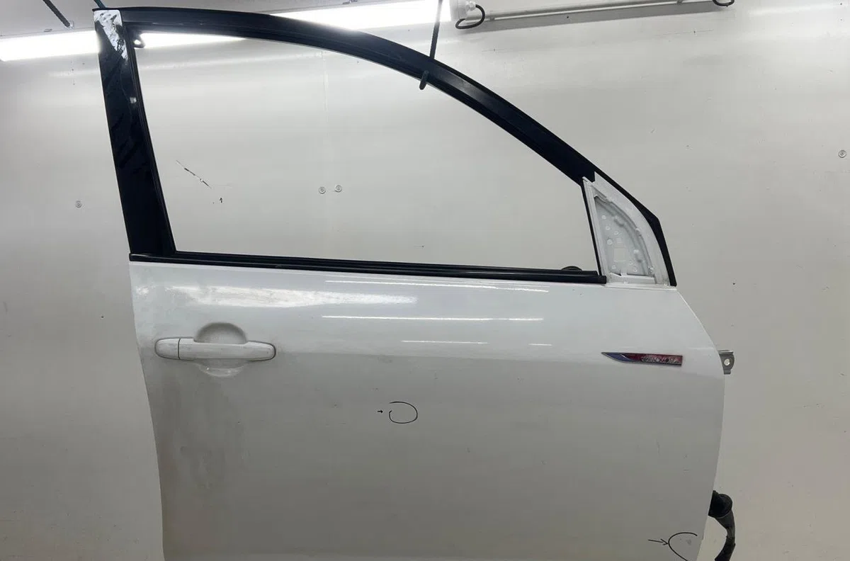 Porte avant droite TOYOTA RAV4 3 PHASE 2 occasion