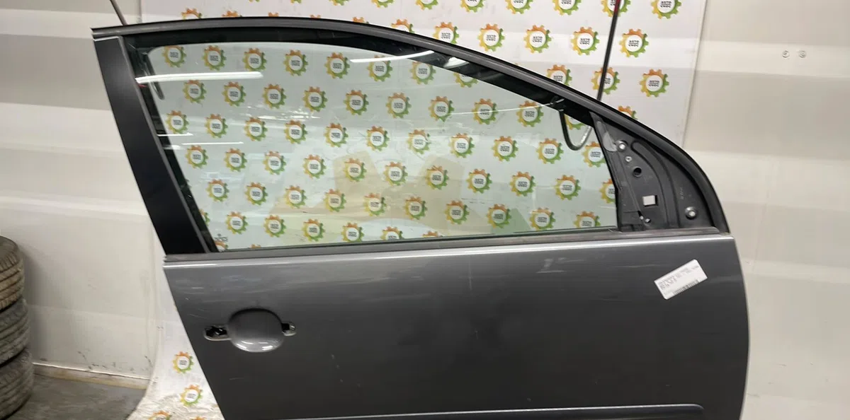 Porte avant droite VOLKSWAGEN GOLF 5 occasion