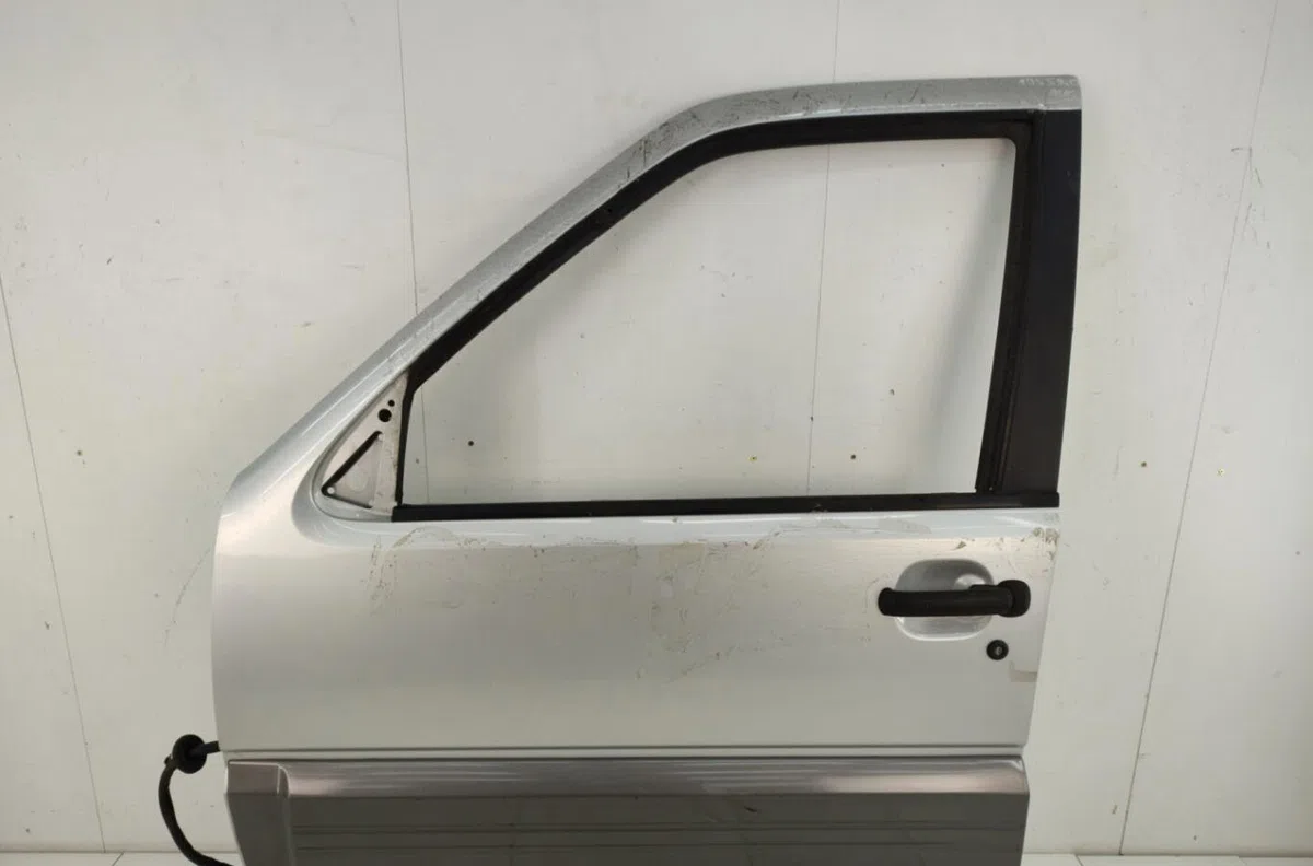 Porte avant gauche NISSAN TERRANO 2 PHASE 4 occasion