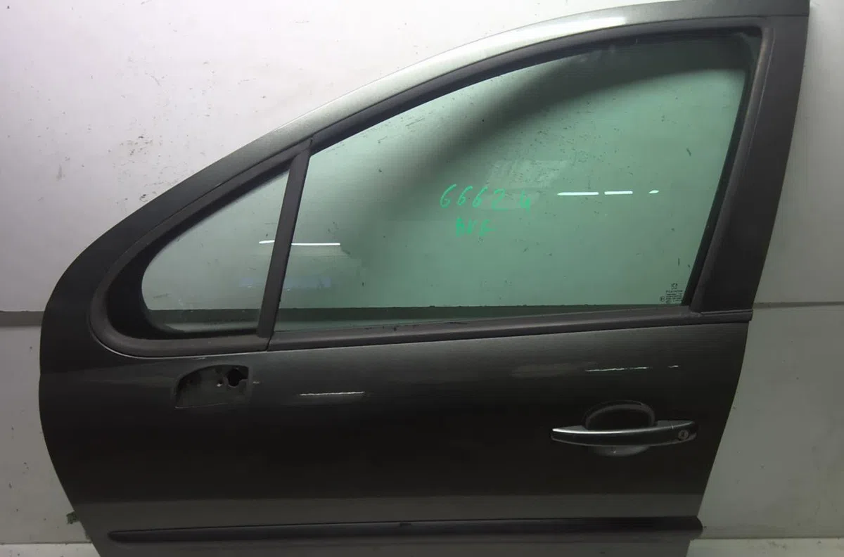 Porte avant gauche PEUGEOT 207 PHASE 1 occasion