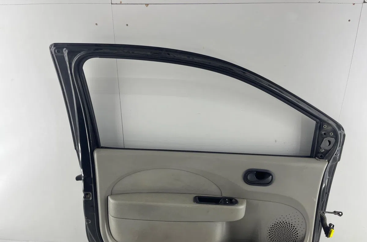 Porte avant gauche RENAULT TWINGO 2 PHASE 1 occasion