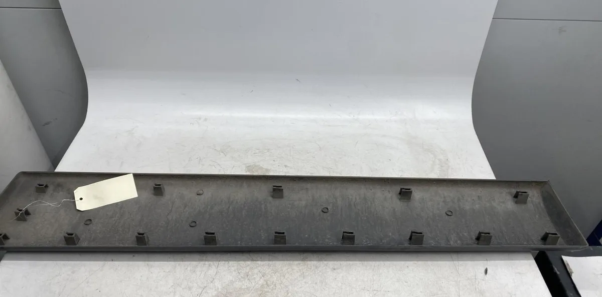 Protection porte ard Opel VIVARO A Autobus-Autocar (X83) 2.0 cdti (f7, j7, a07) (2006-2014) occasion