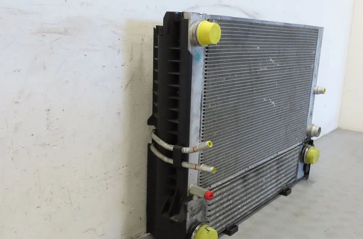 Radiateur - condenseur clim Bmw 7 (E65, E66, E67) 730 ld (2005-2008) occasion