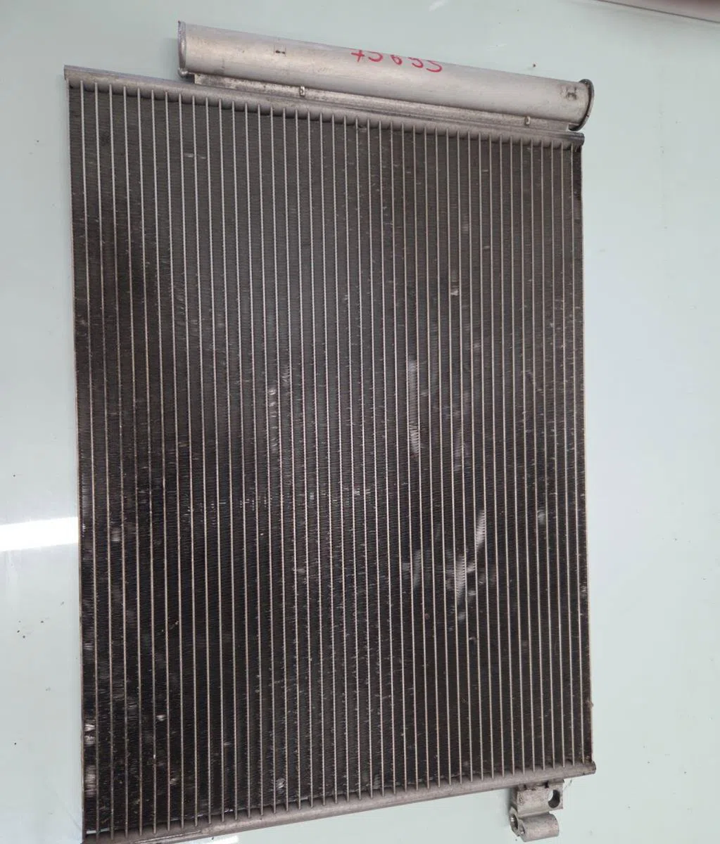 Radiateur - condenseur clim RENAULT CLIO 4 PHASE 1 occasion