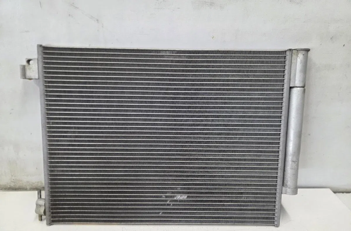 Radiateur - condenseur clim RENAULT TWINGO 3 PHASE 1 occasion