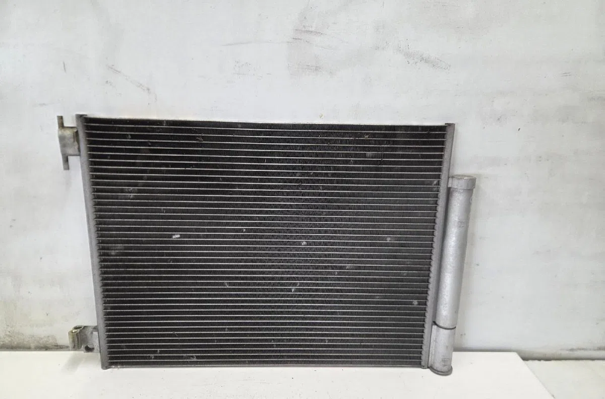 Radiateur - condenseur clim RENAULT TWINGO 3 PHASE 1 occasion