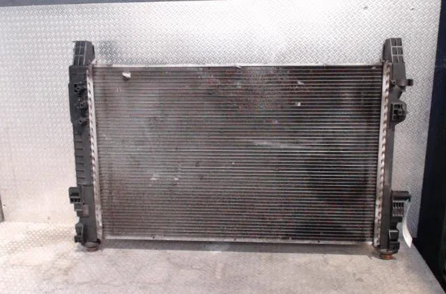 Radiateur MERCEDES CLASSE A 169  CLASSE A 169 PHASE 2 occasion