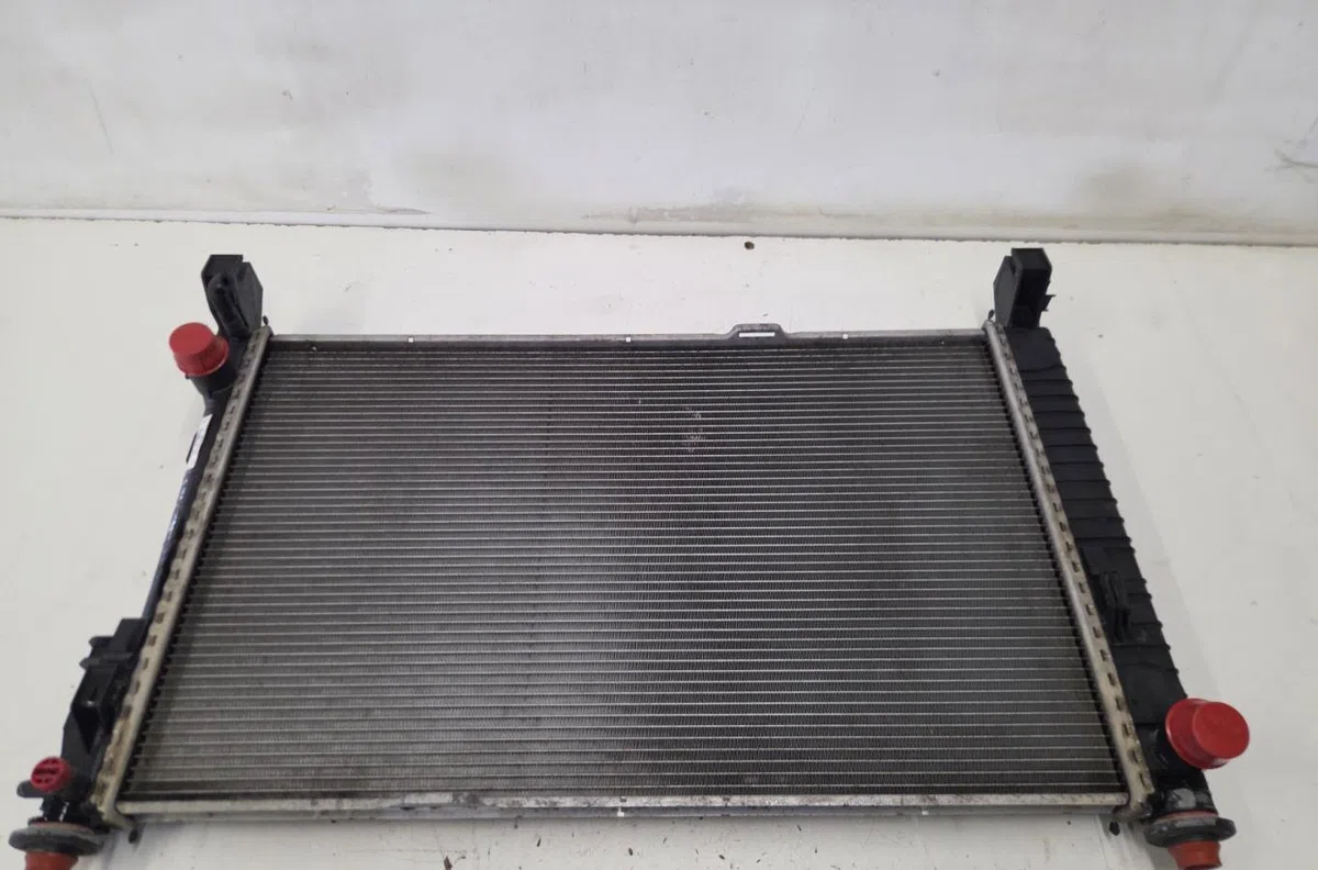 Radiateur MERCEDES CLASSE B 245 PHASE 2 occasion