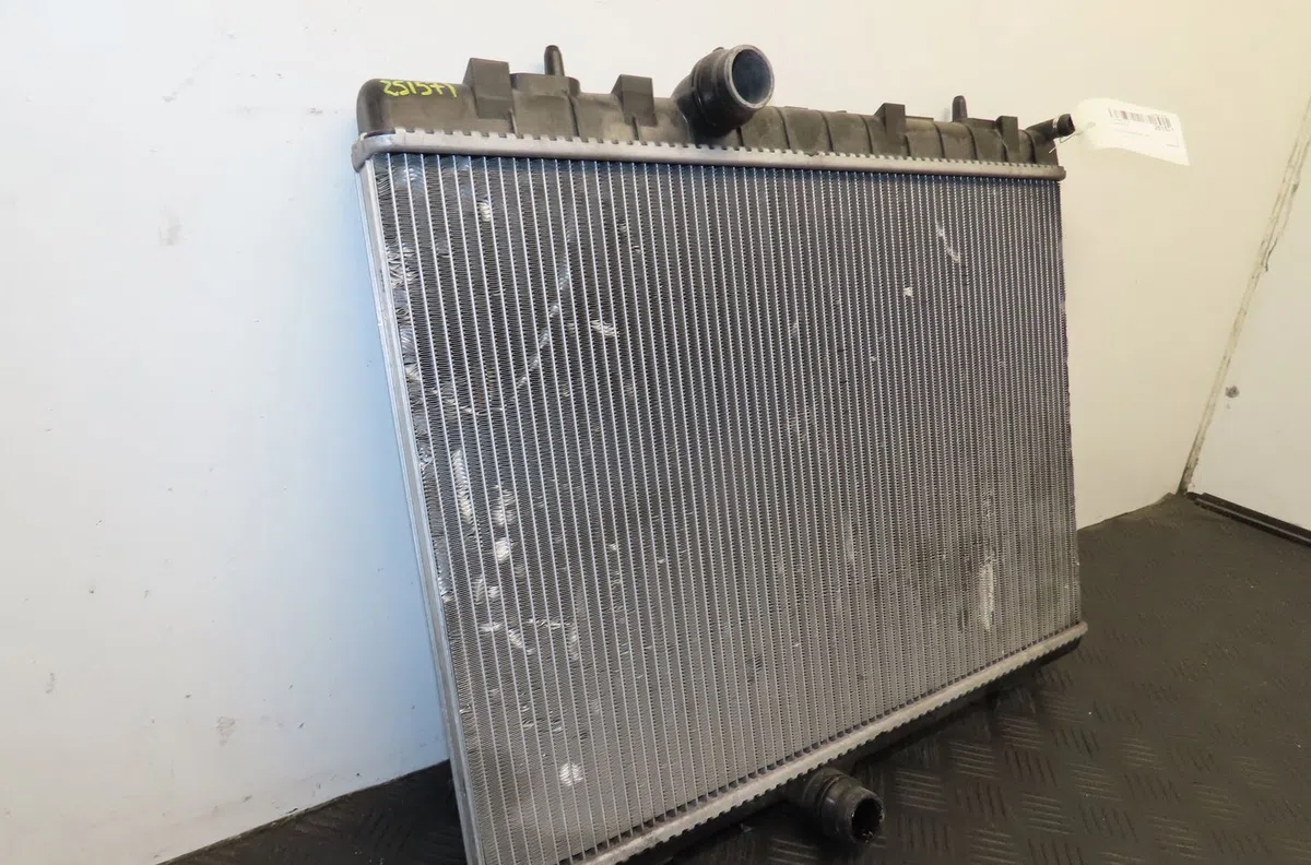 Radiateur Peugeot PARTNER TEPEE 1.2 thp (2016) occasion