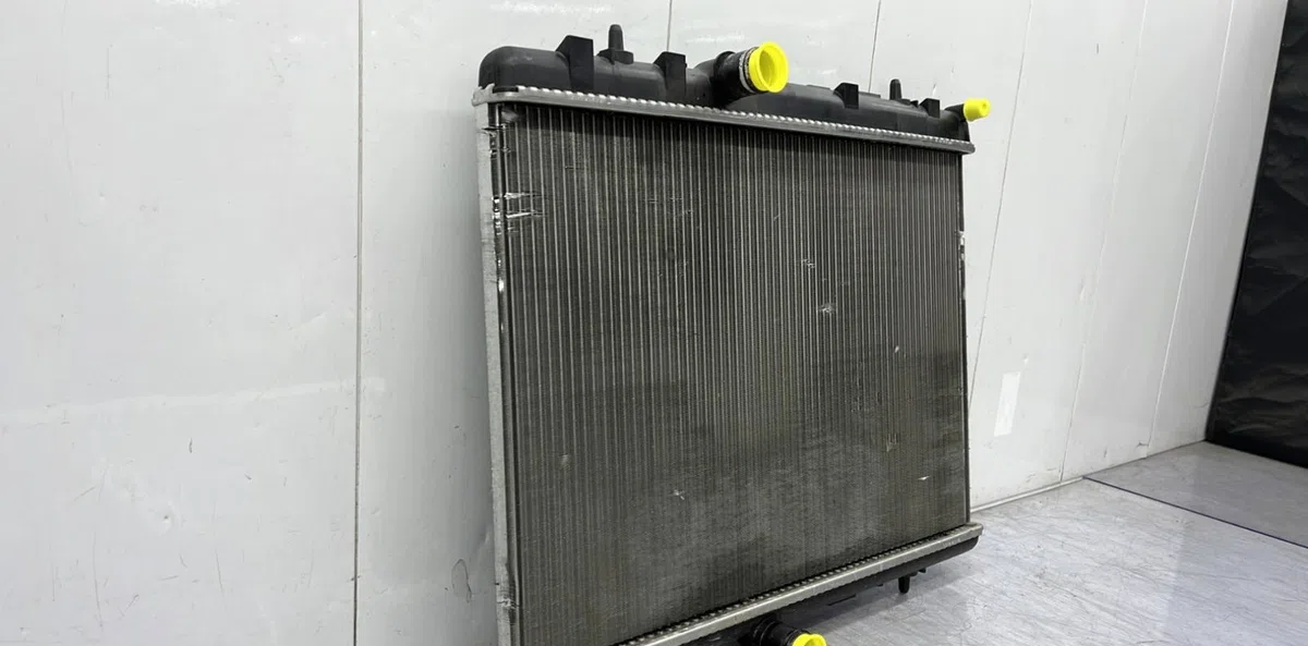 Radiateur PEUGEOT RCZ PHASE 1 COUPE occasion