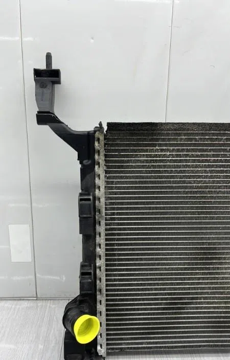 Radiateur RENAULT LAGUNA 3 PHASE 1 COUPE occasion