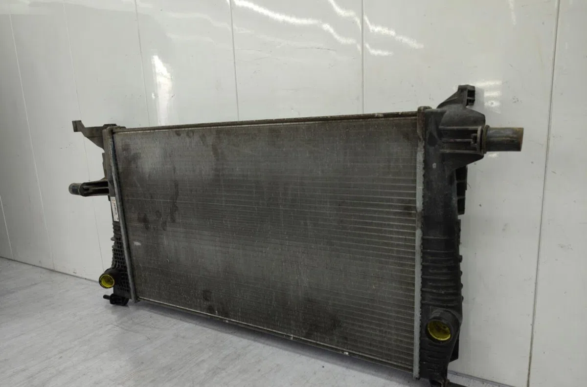 Radiateur RENAULT MEGANE 3 PHASE 2 BREAK occasion