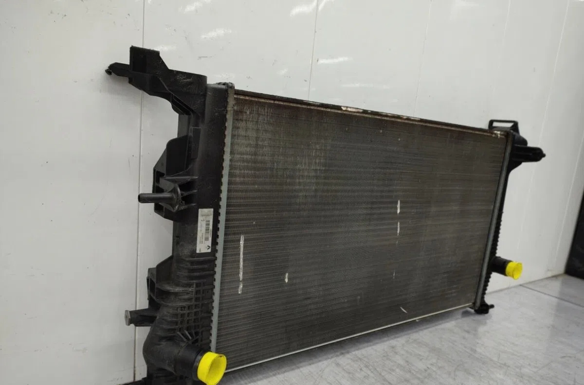 Radiateur RENAULT MEGANE 3 PHASE 2 occasion