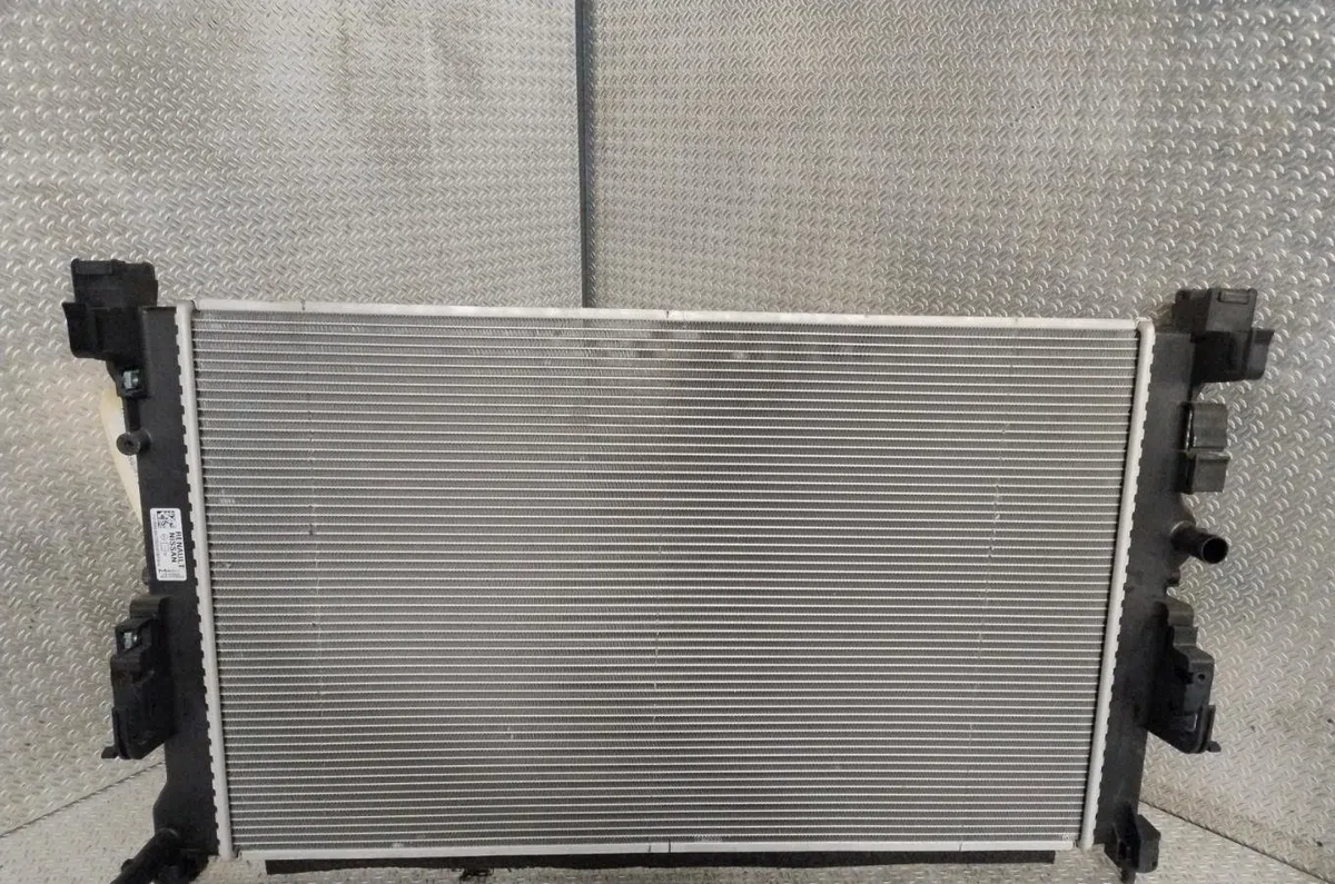 Radiateur RENAULT SCENIC 5  SCENIC 5 occasion