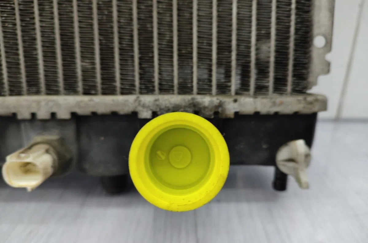 Radiateur TOYOTA CARINA 3 occasion