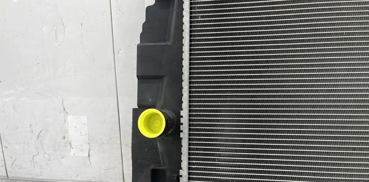 Radiateur TOYOTA IQ occasion