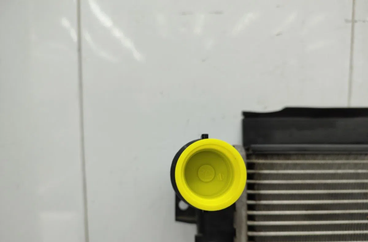 Radiateur VOLKSWAGEN GOLF 5 occasion