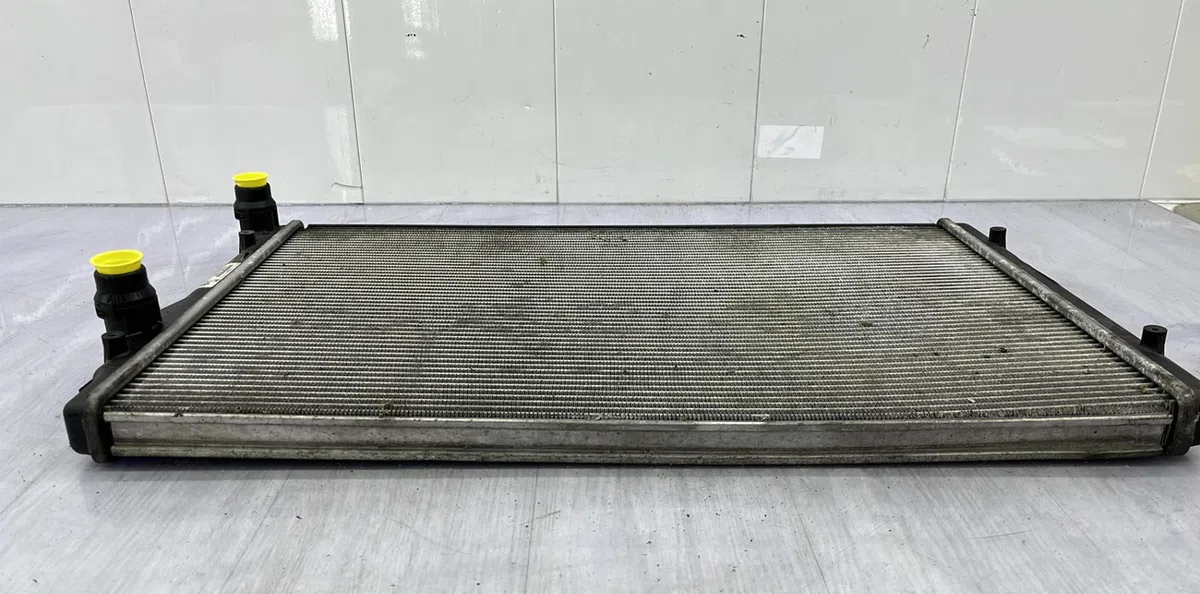Radiateur VOLKSWAGEN GOLF 5 occasion