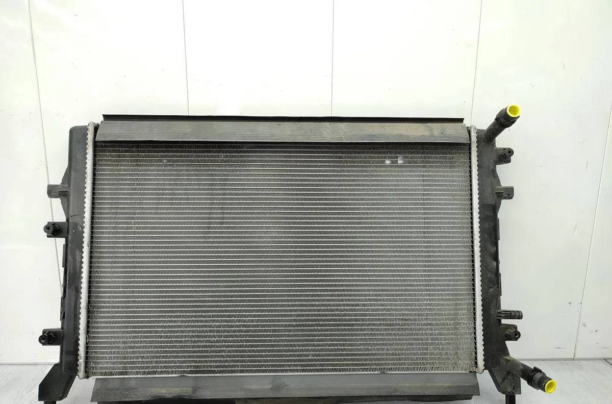 Radiateur VOLKSWAGEN GOLF PLUS PHASE 1 occasion