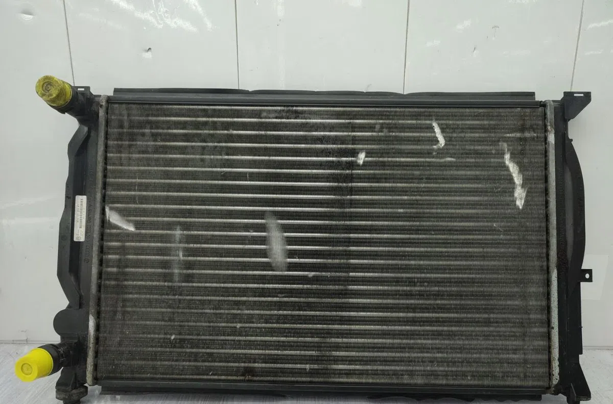 Radiateur VOLKSWAGEN PASSAT 4 PHASE 1 occasion