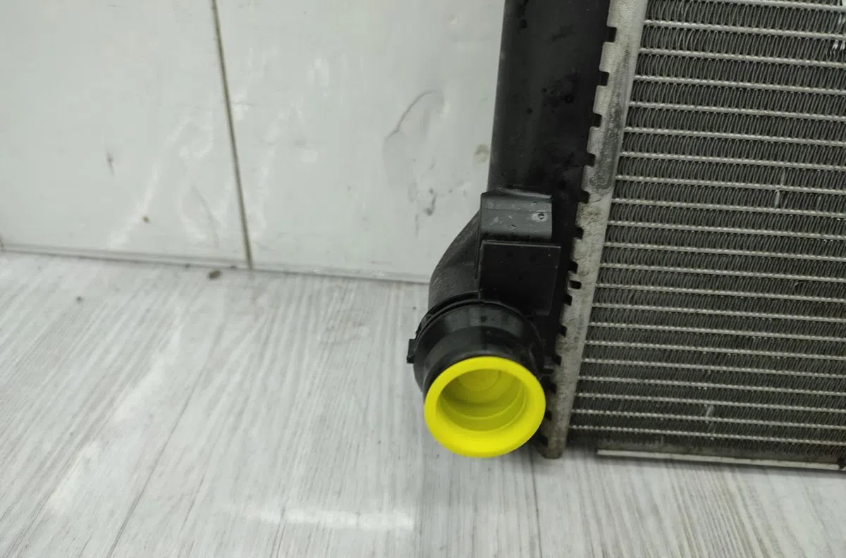 Radiateur VOLKSWAGEN PASSAT 7 PHASE 1 BREAK occasion
