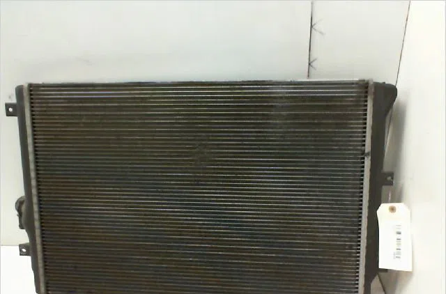 Radiateur VOLKSWAGEN PASSAT V  2.0 TDI 140ch occasion