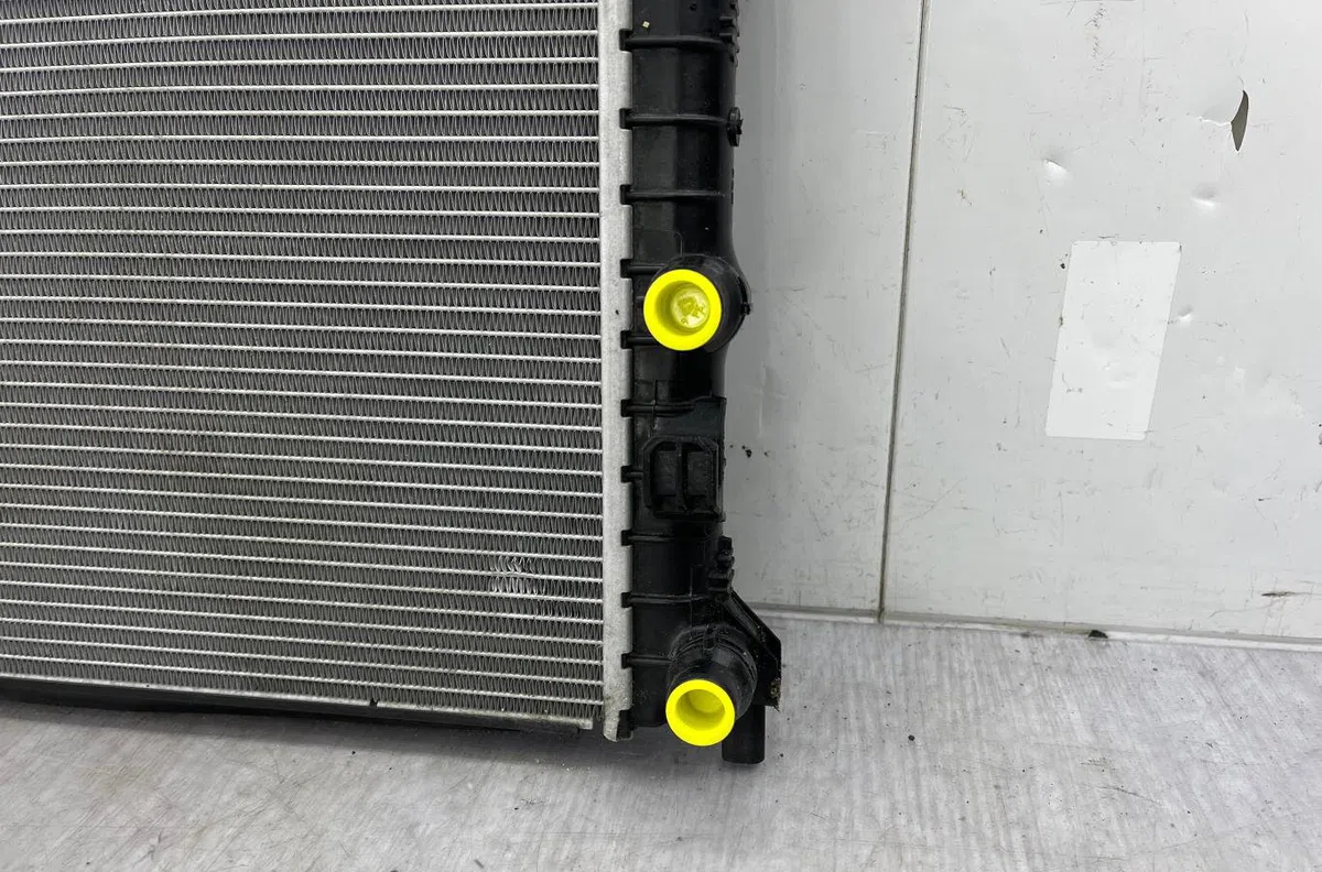 Radiateur VOLKSWAGEN POLO 6 PHASE 2 occasion
