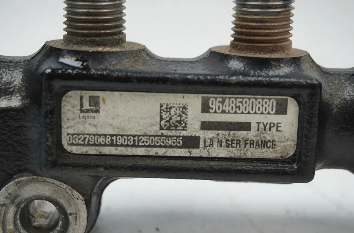Rampe injection Citroen C2 (JM_) 1.4 hdi (2003-2009) 3 portes occasion