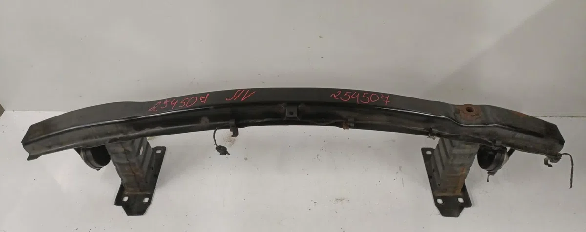 Renfort pare-choc avant Bmw 3 (E90) 320 i (2004-2007) occasion